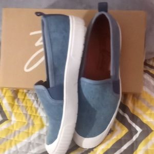 Blue jean Indigo slides size 10